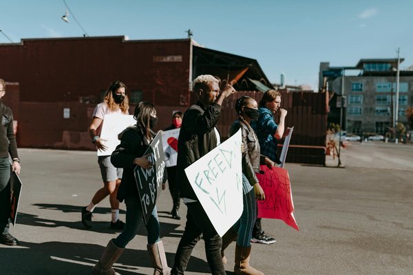 Mariage chic avec fleur séchée : nos astuces